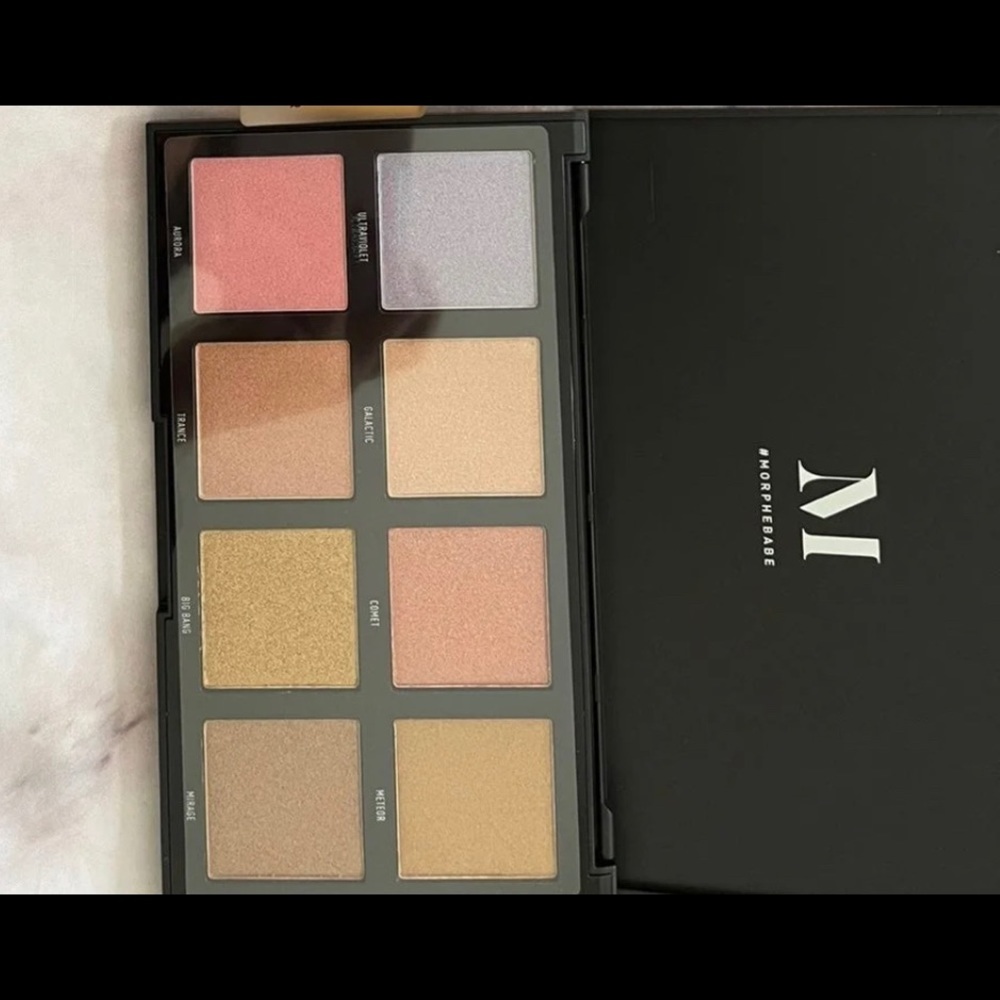 Morphe Highlighter palette